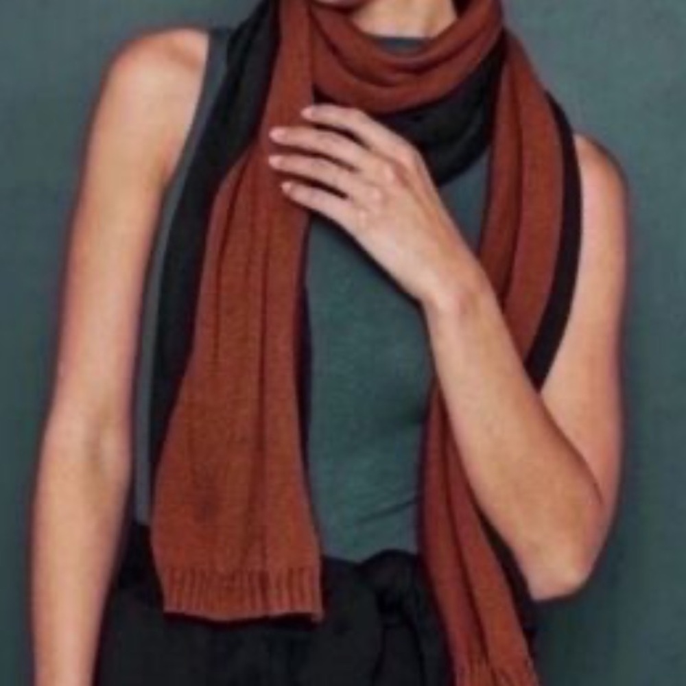 NWT Summersalt two-tone colorblock brown black knit scarf 44 x 70